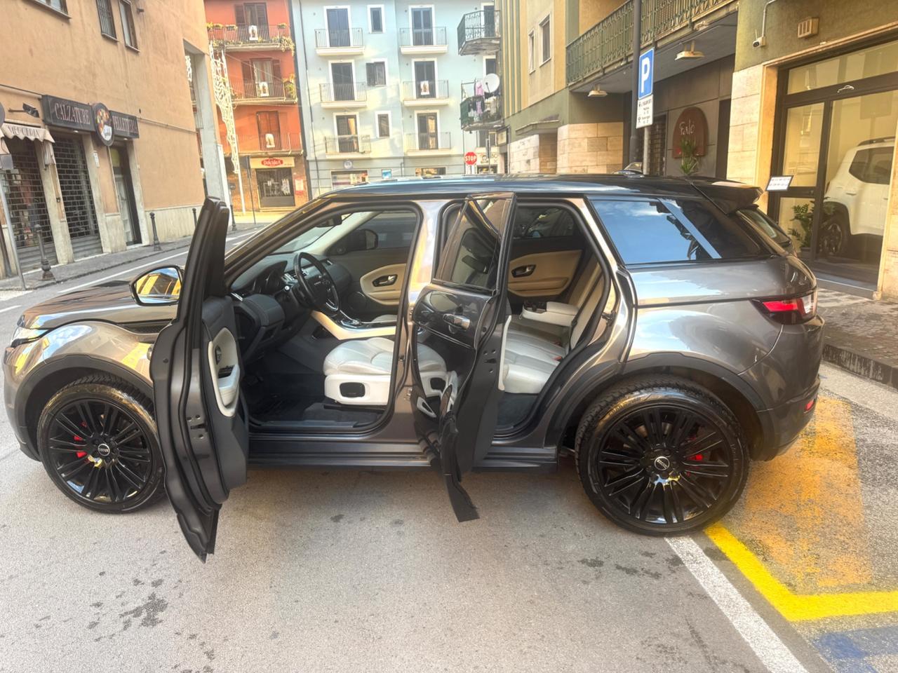Land Rover Range Evoque 2.0 TD4 180 CV 5p. Edition