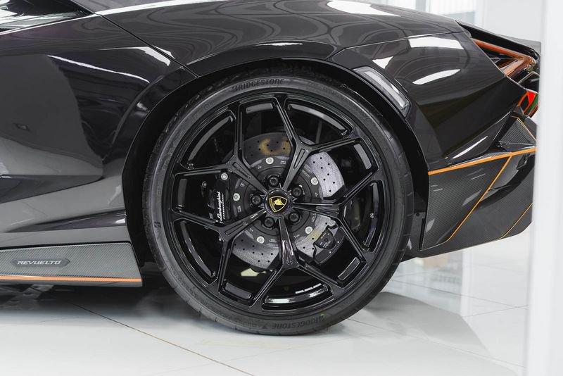 Lamborghini Revuelto LAMBORGHINI REVUELTO *PPF TOTALE*