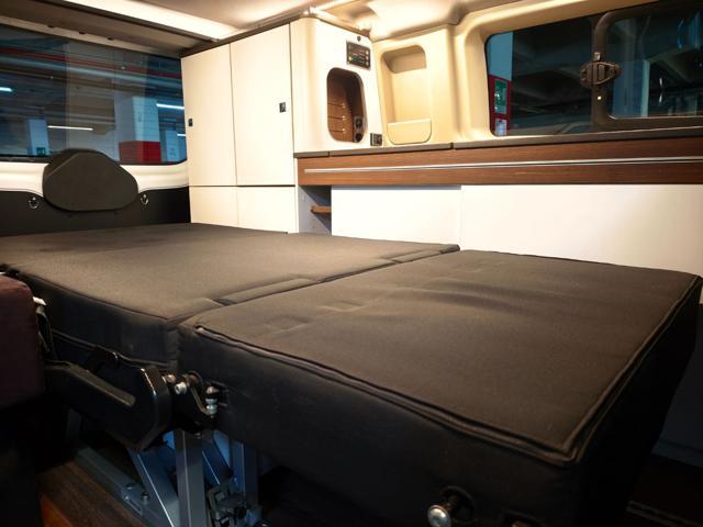 FORD Transit Custom NUGGET LAIKA KOSMO URBAN F 100 KM.19.800