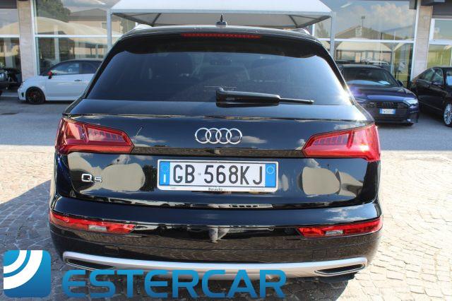AUDI Q5 30 TDI S tronic Business Sport