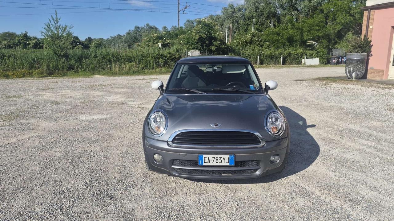 Mini 1.6 16V Abbey Road D