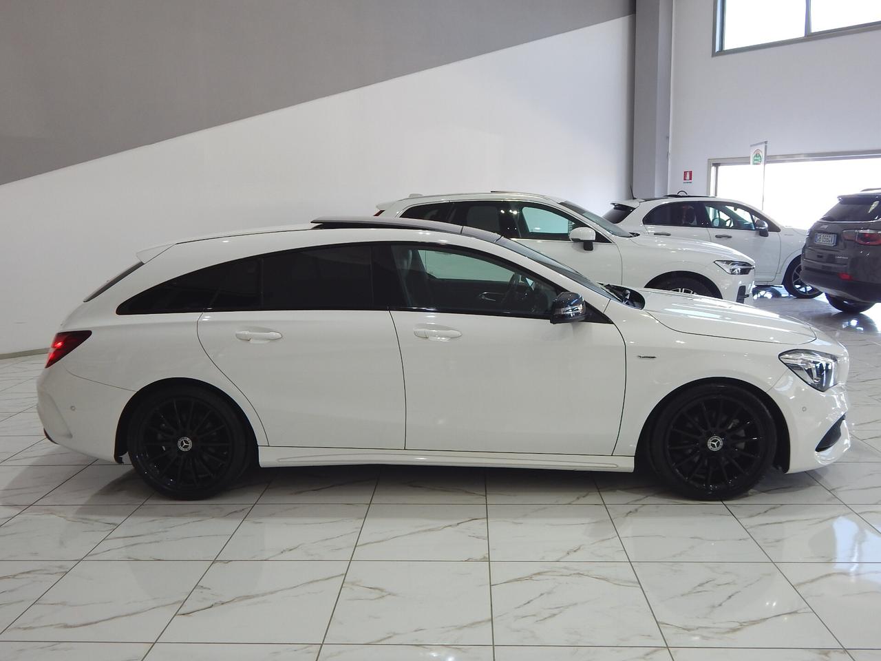Mercedes-Benz CLA 200 d Shooting Brake Premium 4matic Aut. TETTO-NAVI-PELLE-PARK