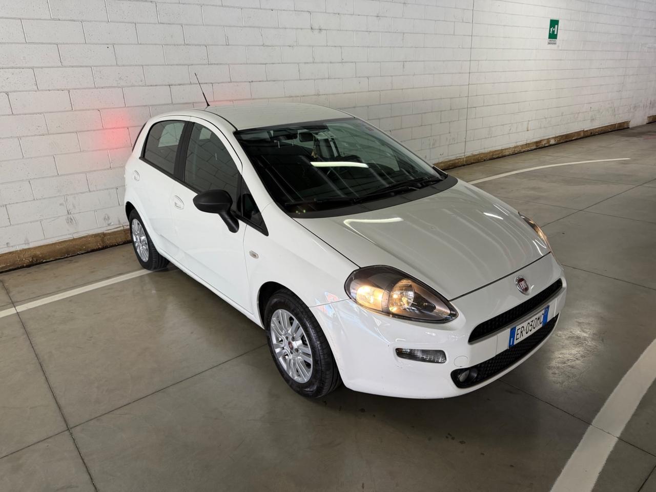Fiat Punto 1.3 MJT II 75 CV 5 porte Lounge
