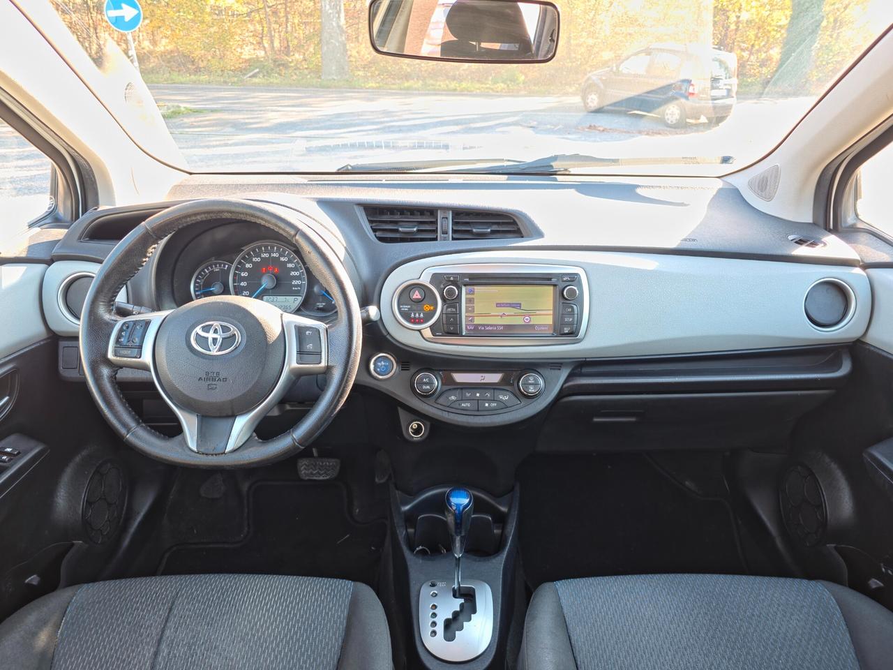 Toyota Yaris 1.5 Hybrid 5 porte Lounge 2014-E5B Automatico NEO