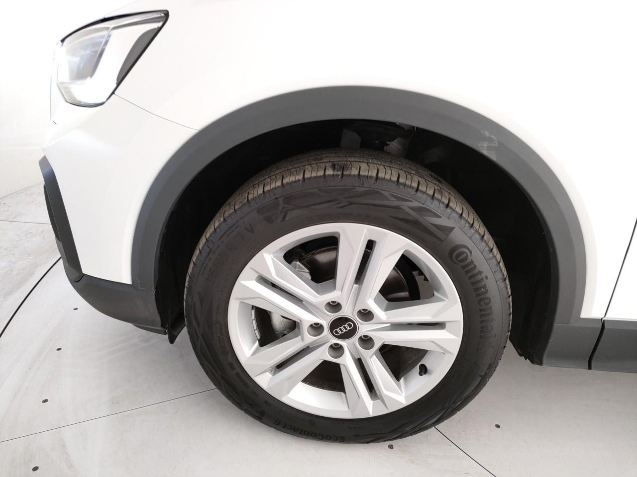 AUDI Q2 30TFSI Business 116cv