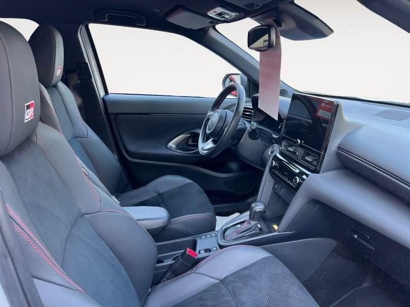 Toyota Yaris Cross 1.5 Hybrid 130 CV 5p. E-CVT GR SPORT