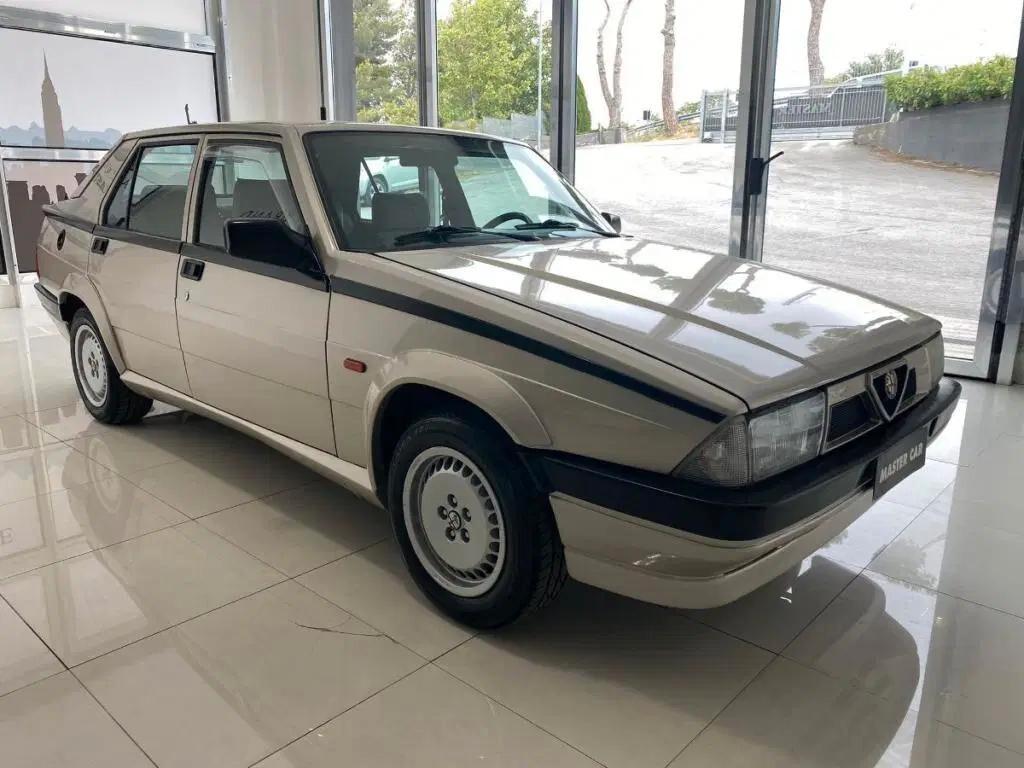 Alfa Romeo 75 2.0i Twin Spark