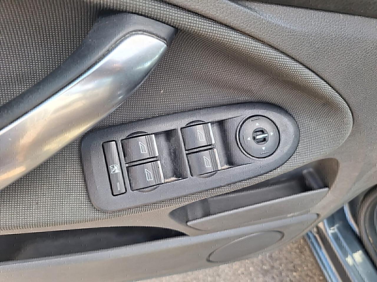 Ford C-Max 1.6 TDCi 90 CV Titanium (MESSA A NUOVO)