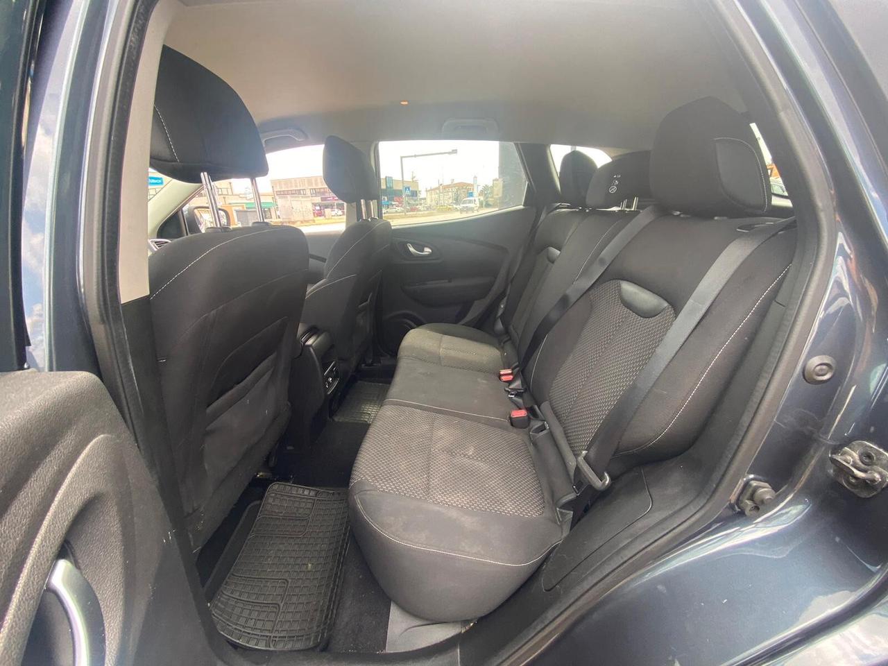 Renault Kadjar TCe 140CV FAP Black Edition