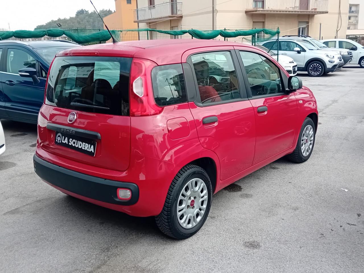 Fiat Panda 1.2 Lounge 5 posti