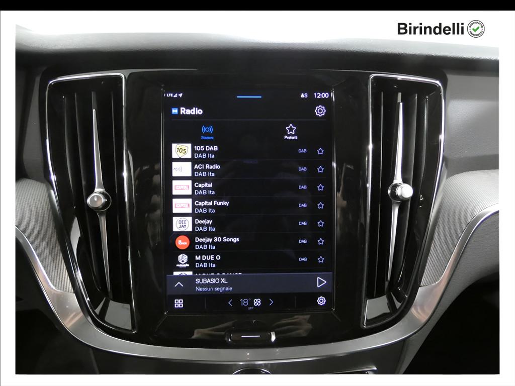 VOLVO V60 CC (2018-2024) - V60 Cross Country B4 (d) AWD automatico Ultimate
