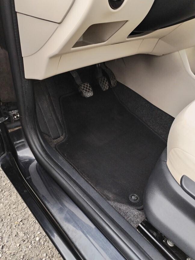 Skoda Roomster 1.4 16V Sport 90000km tetto panoramico consegna con manutenzioni fatte