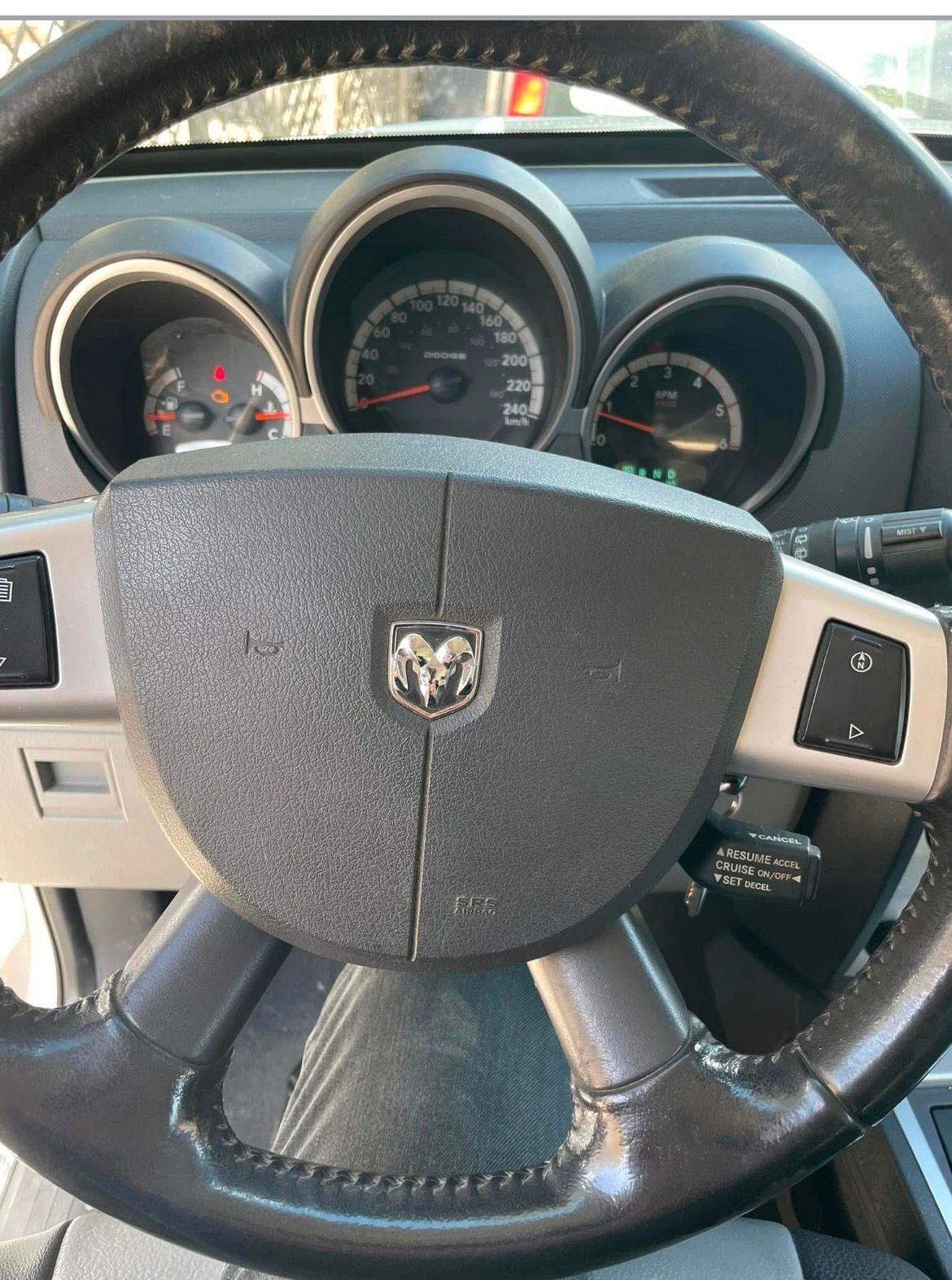 Dodge Nitro 2.8 CRD SXT 4WD