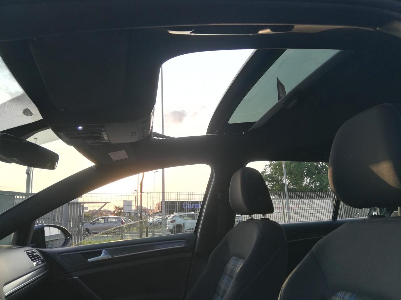 VOLKSWAGEN - Golf - GTE 1.4 TSI DSG 5p. Plug-In-Hybrid - FINANZIABILE