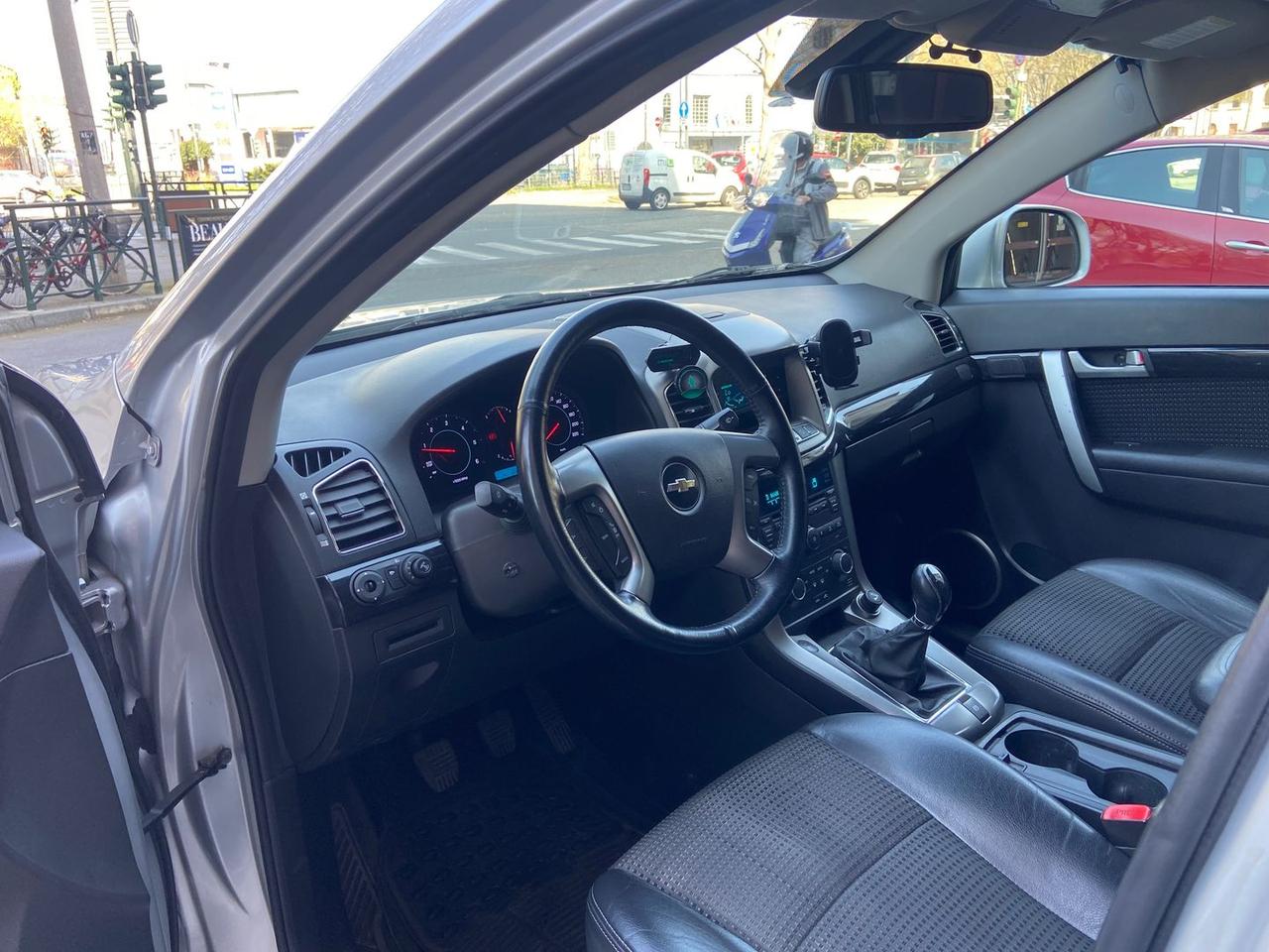 Chevrolet Captiva LT 2.2 VCDi #10087