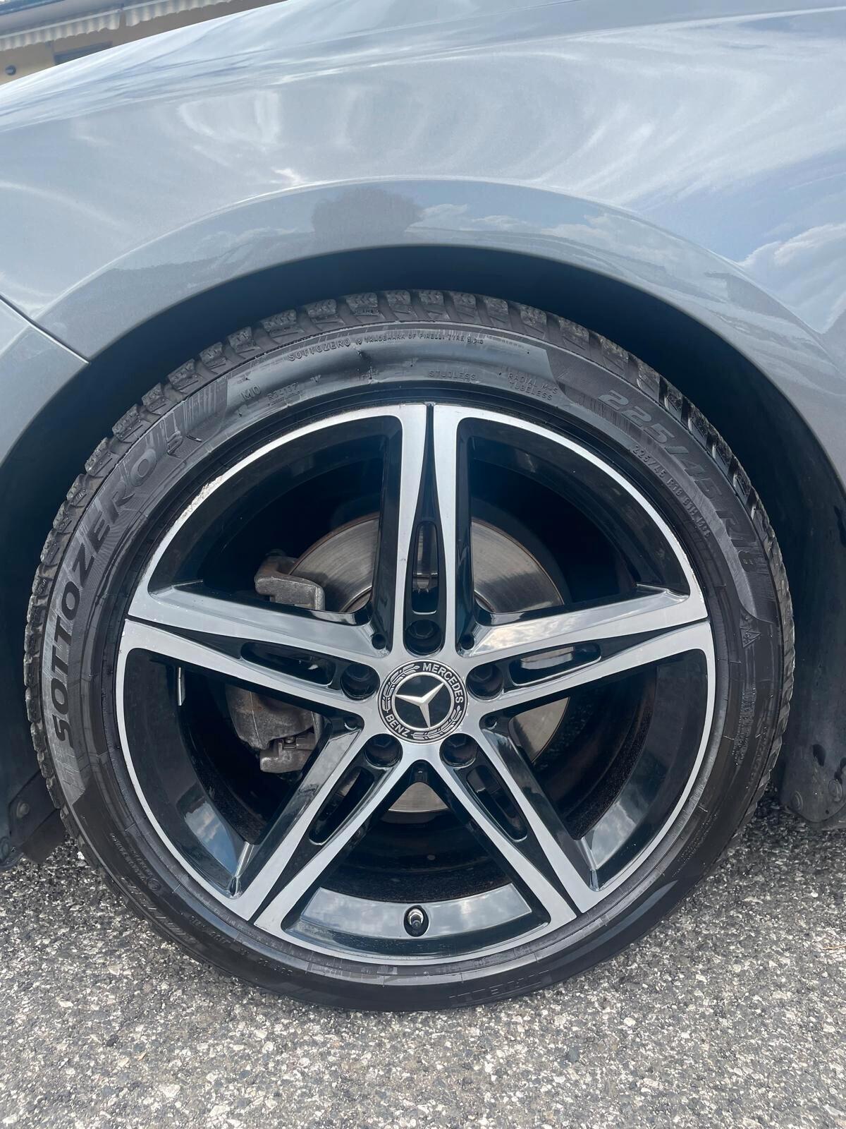Mercedes-benz A 180 Mercedes Classe Sport Automatic Night Pack – Neopatentati