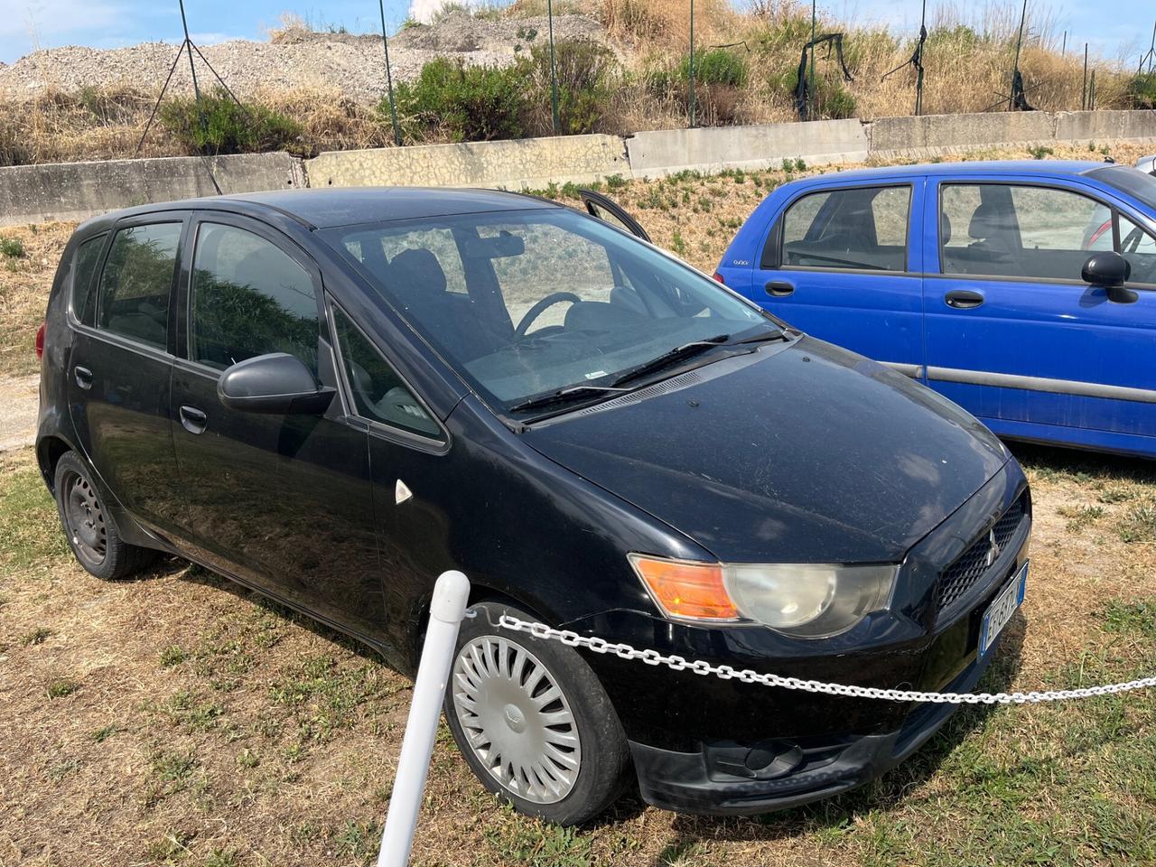 Mitsubishi Colt 1.1 12V 5p. Invite