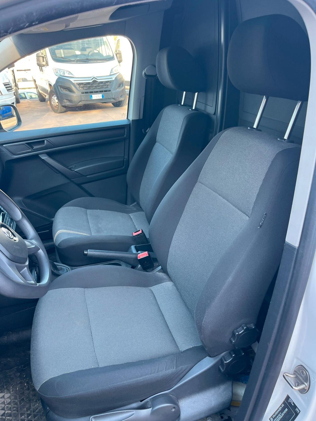 Volkswagen Caddy 2.0 TDI 102 CV Furgone