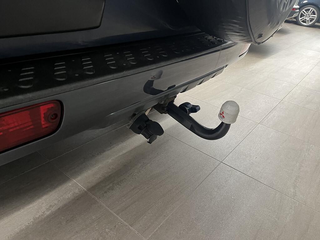 Mitsubishi Pajero 3.2 DI-D 4×4 Dakar Panorama 160 CV