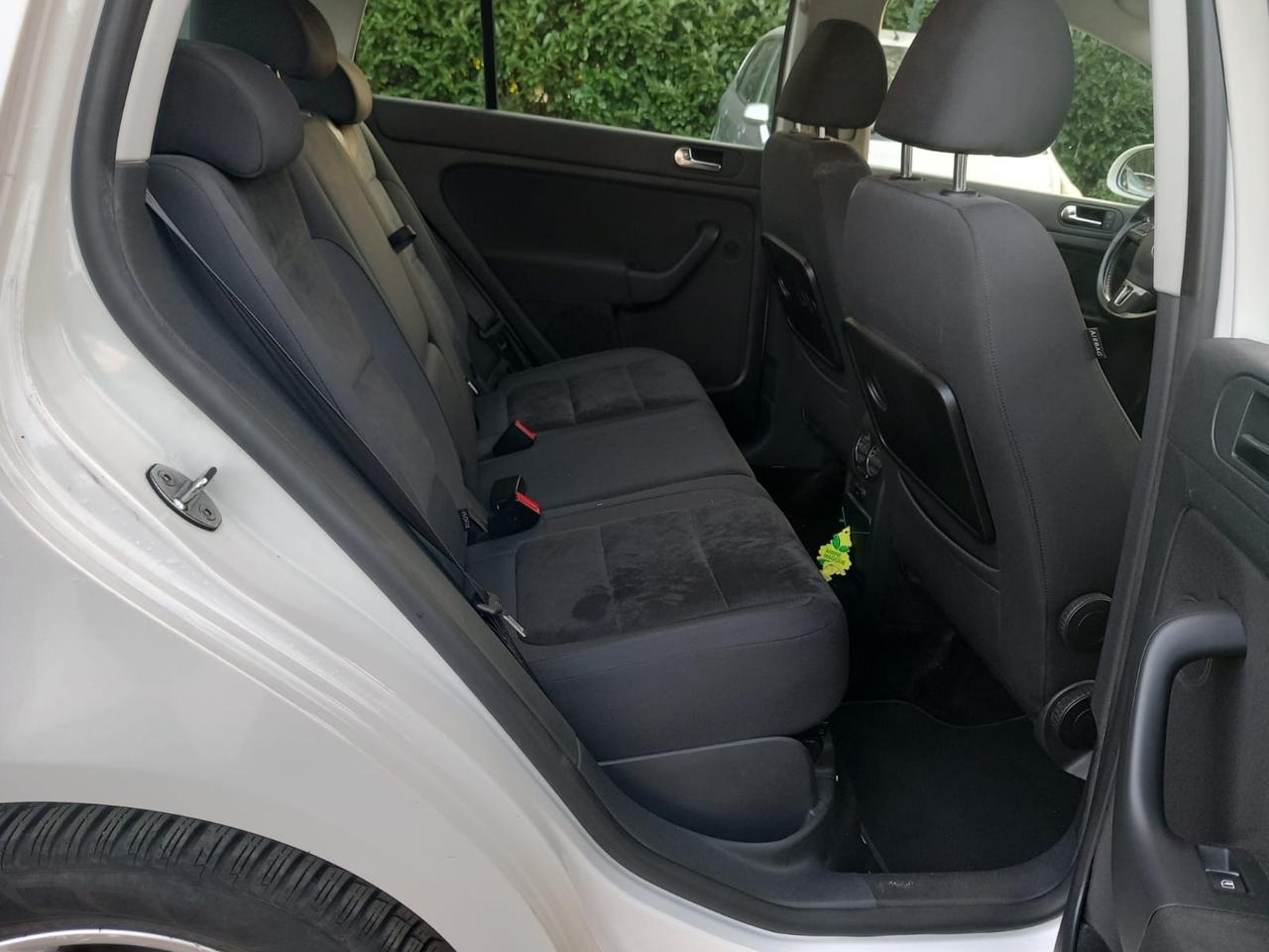 Volkswagen Golf Plus 1.6 TDI DPF DSG Highline