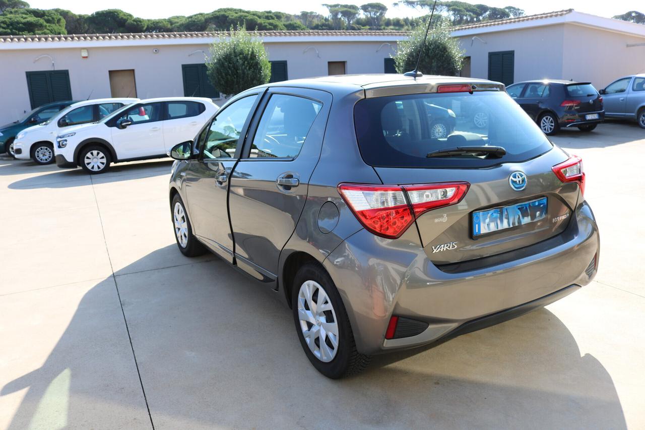 Toyota Yaris 1.5 Hybrid 5 porte Active