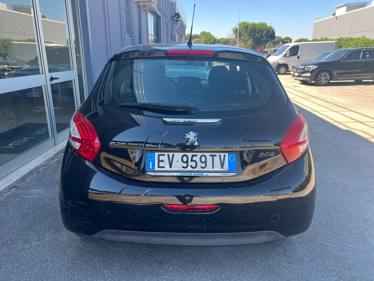 Peugeot 208 1.4 HDi 68 CV 5 porte Active 2014