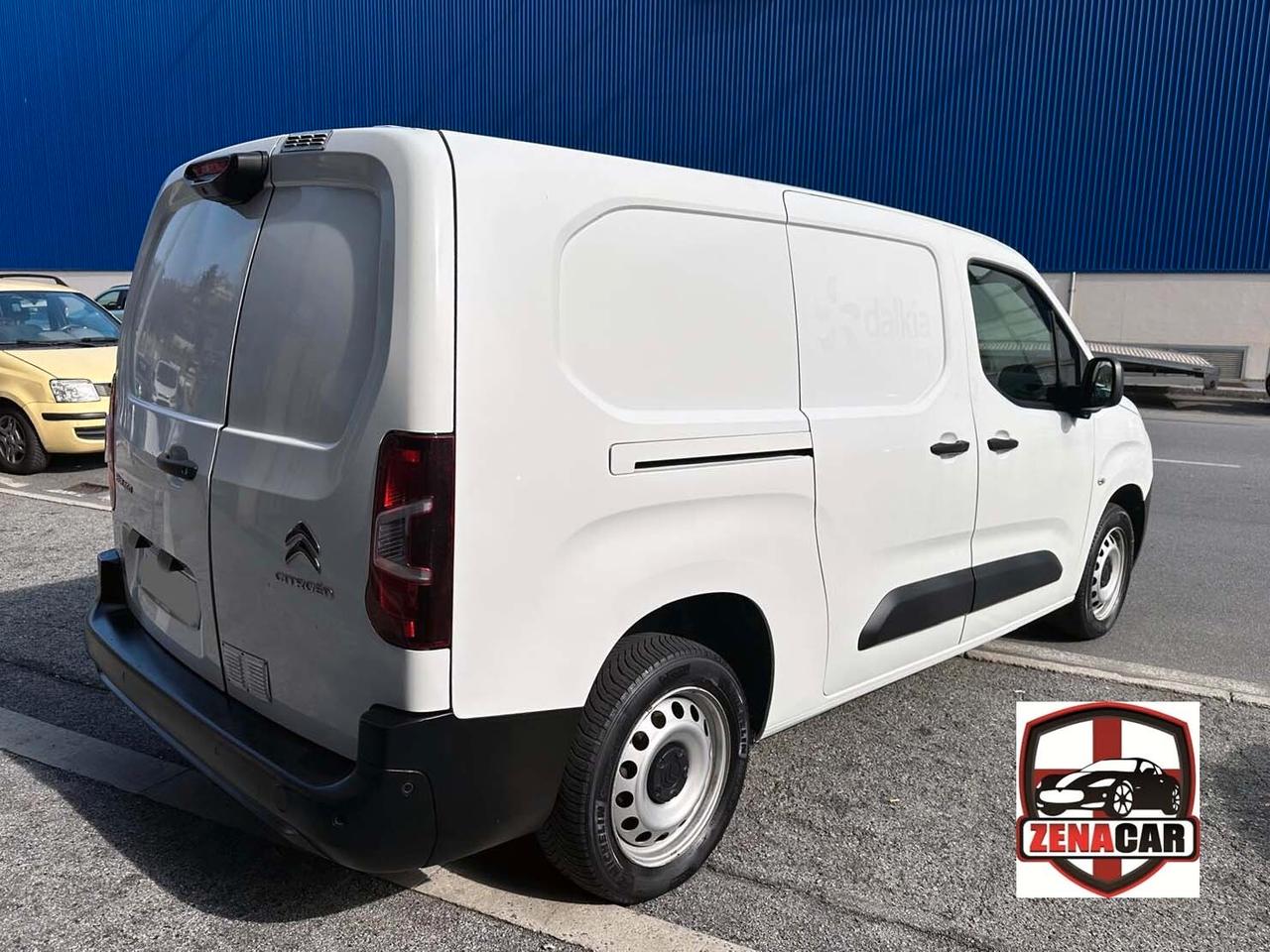 Citroen Berlingo XL 1.5 BlueHDi 100CV Driver – Navi – CarPlay – Telecamera