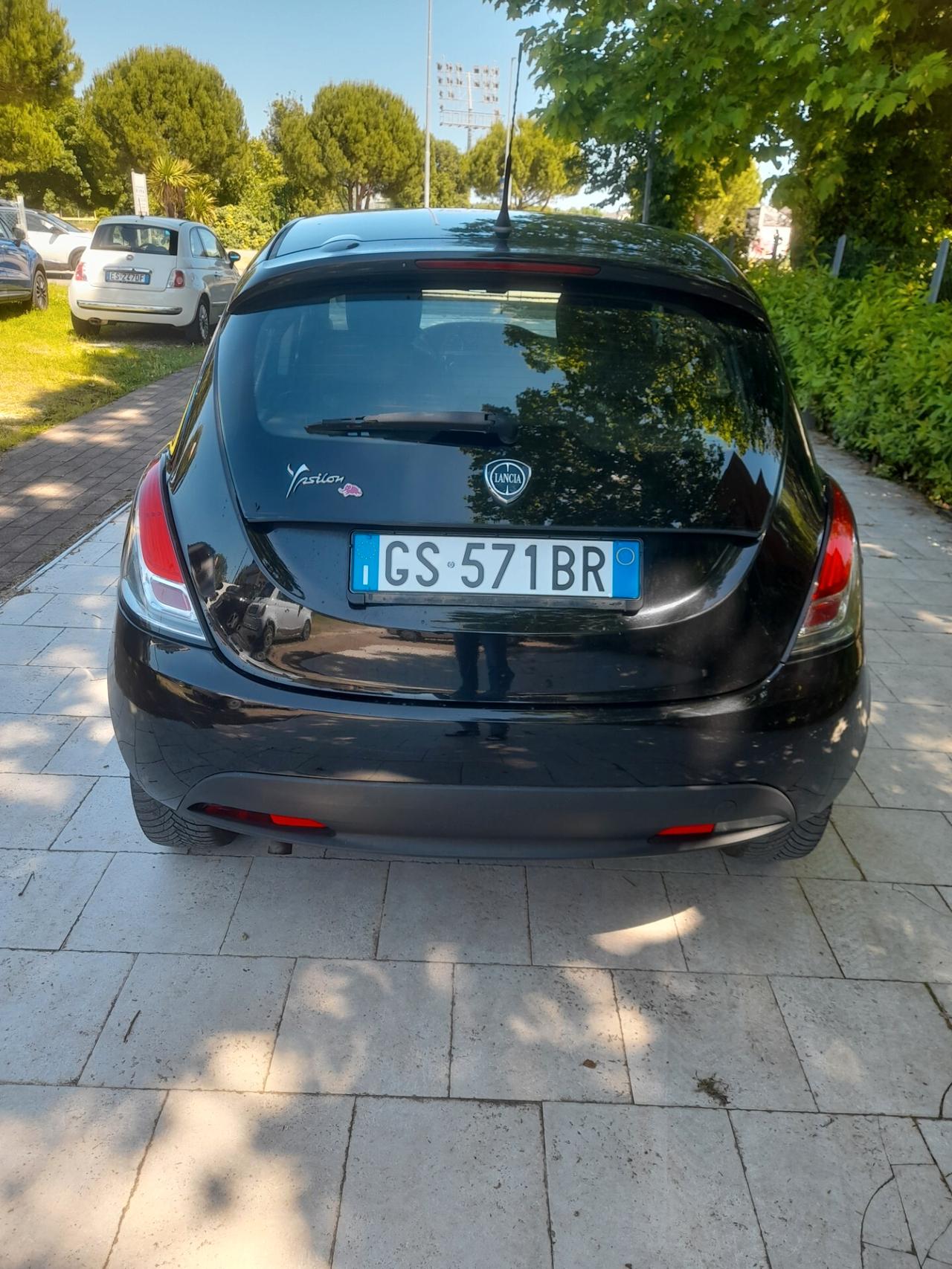 Lancia Ypsilon 1.3 MJT 16V 95 CV 5 porte