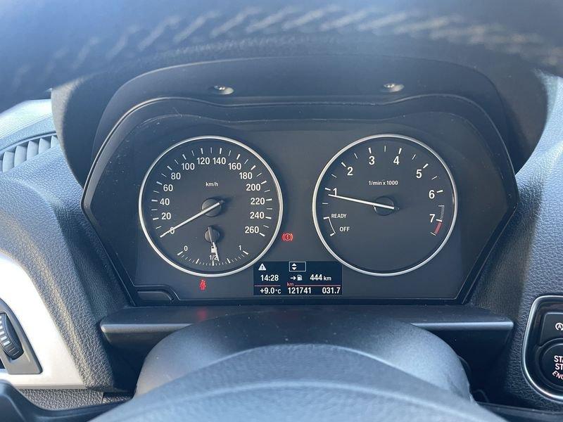 BMW Serie 1 116i 5p Urban + FARI XENON NEOPATENTATI OK