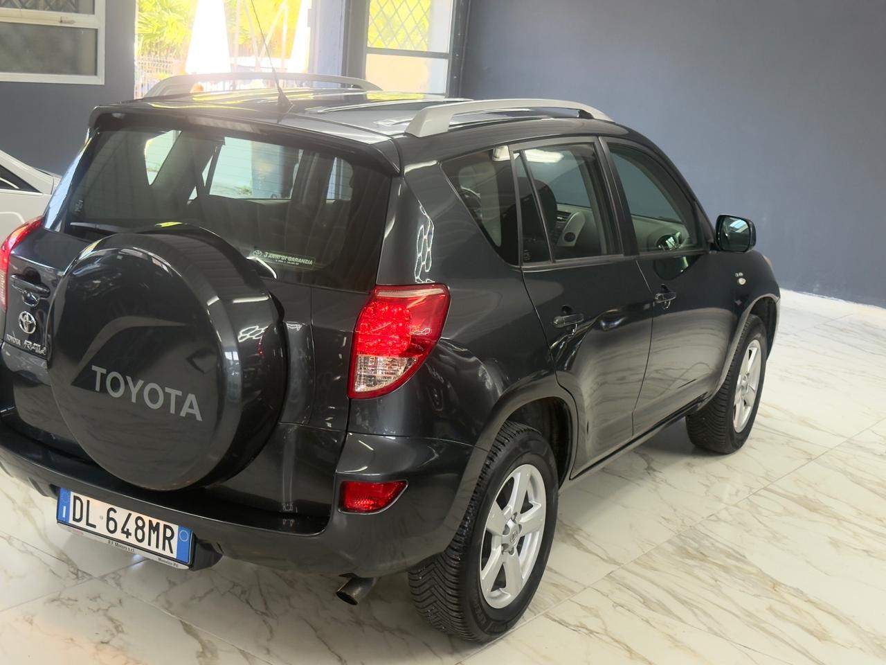 Toyota RAV 4 RAV4 2.2 D-4D 136 CV