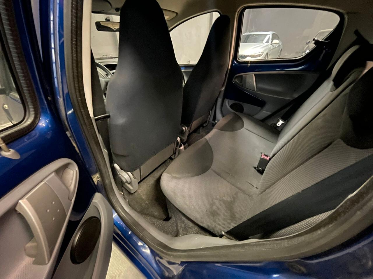 Toyota Aygo 1.0 12V VVT-i 5 porte Sol