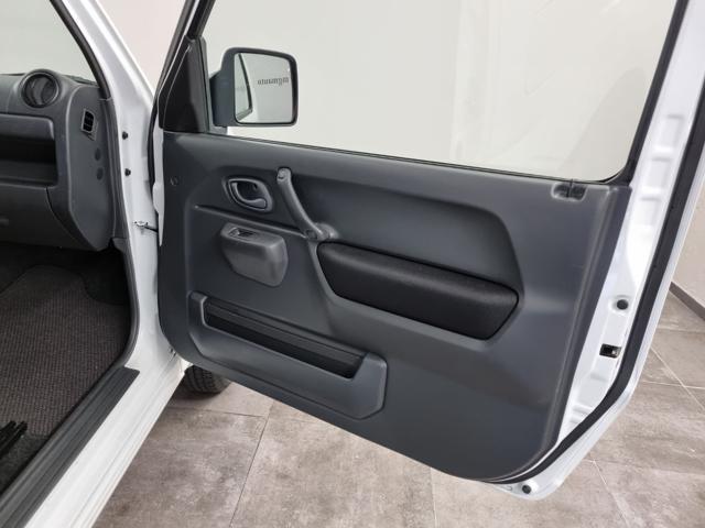 SUZUKI Jimny 1.3 4WD Evolution