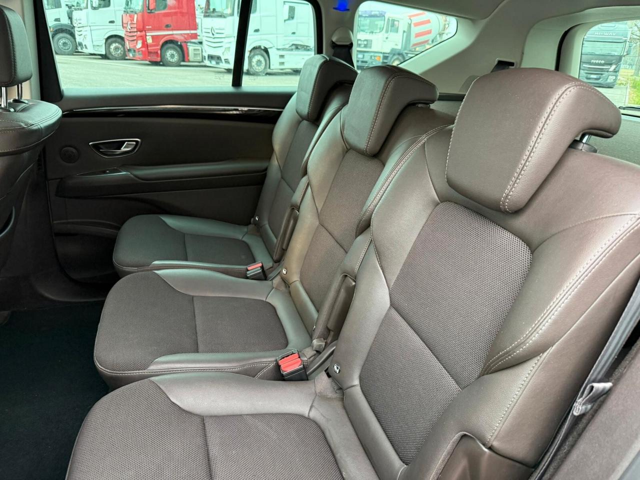 Renault Espace dCi 160CV EDC Energy Initiale Paris