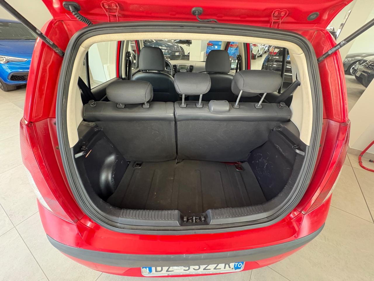 Hyundai i10 Style 1.1 benzina 66cv 2010 km 133000