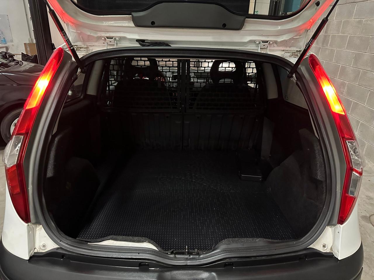 Fiat Punto 1.3 MJT 16V 3p. 2p.ti Van