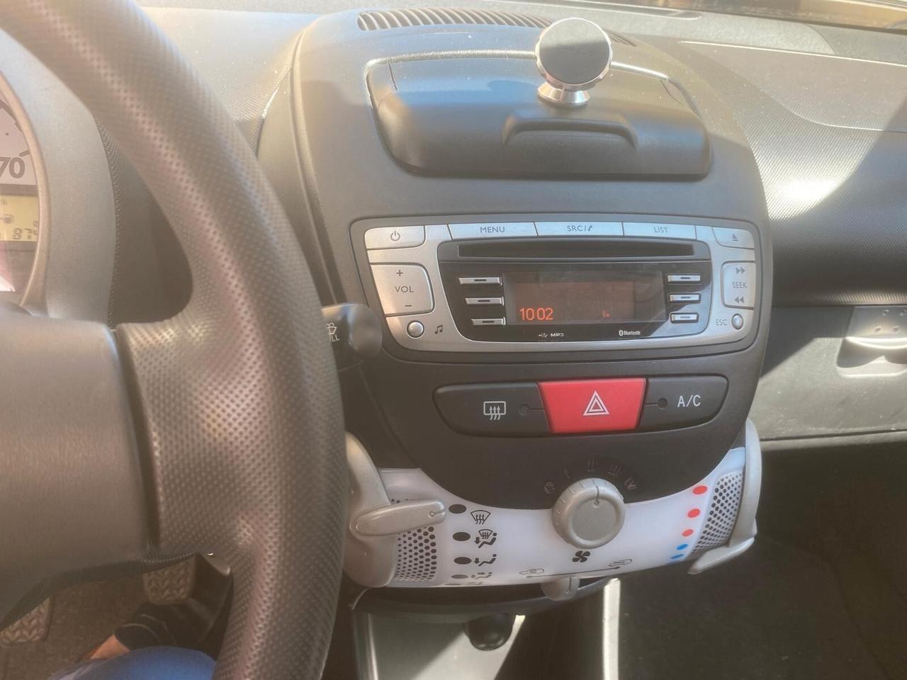 Toyota Aygo 1.0 12V VVT-i 5 porte Lounge Connect