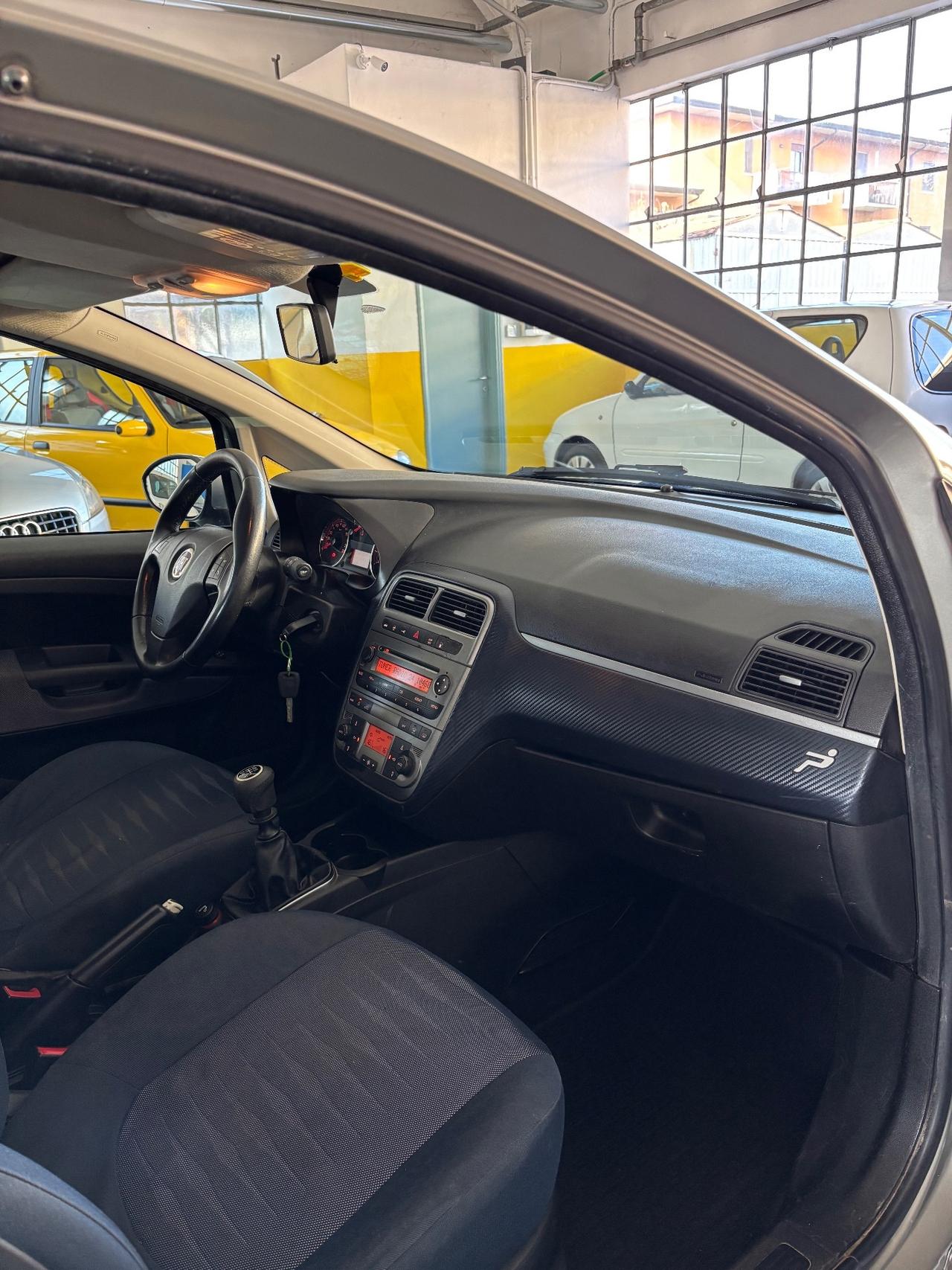 Fiat Grande Punto 1.4 METANO APPENA RINNOVATO