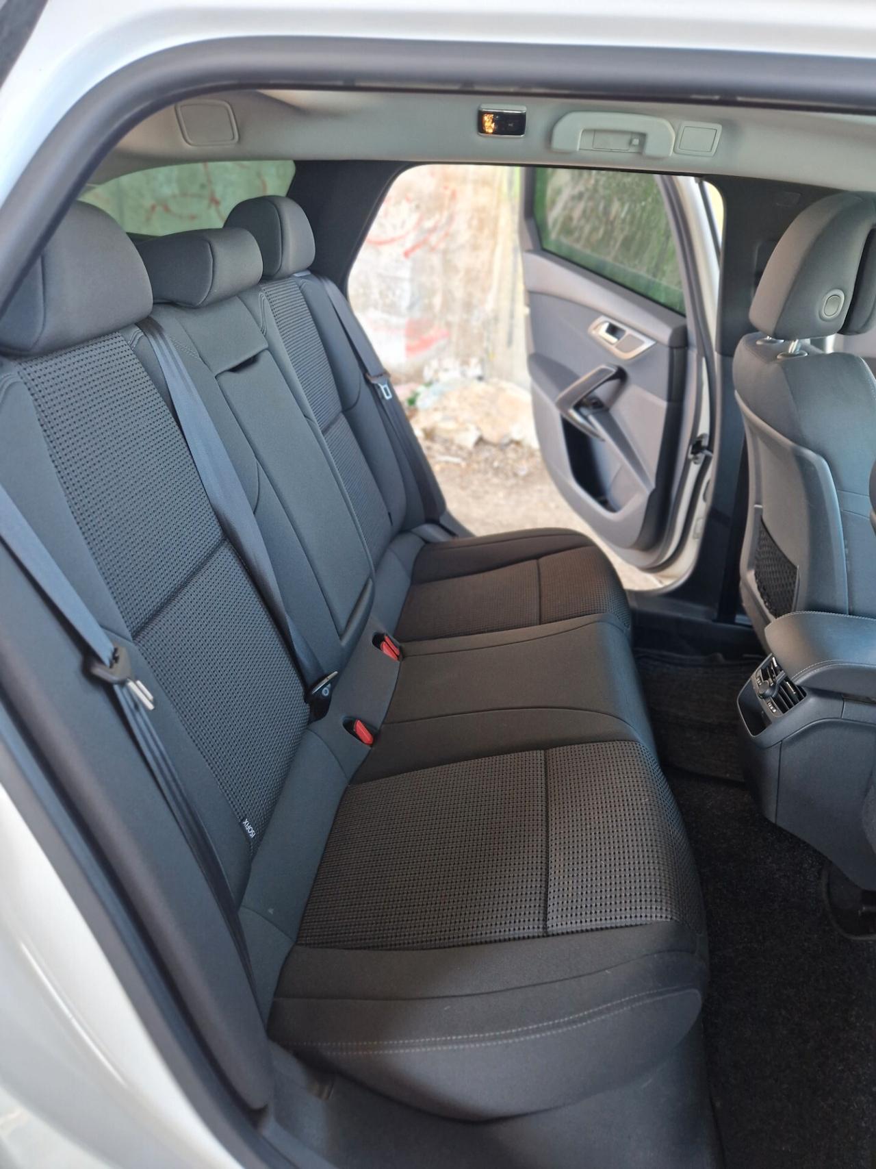 Peugeot 508 2.0 HDi 163CV SW Ciel Active