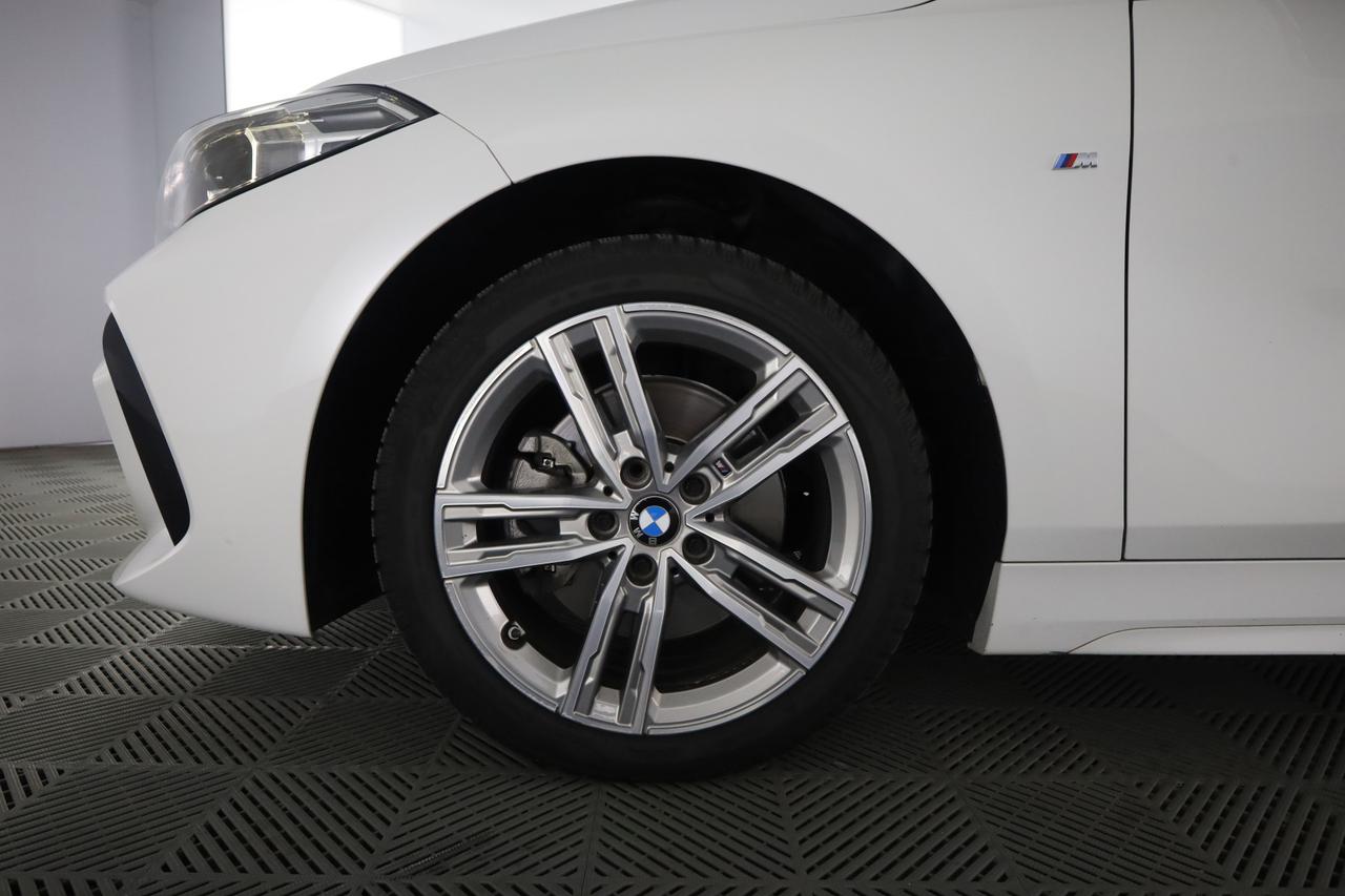 BMW Serie 1 (F40) 116d 5p. Msport Exterior
