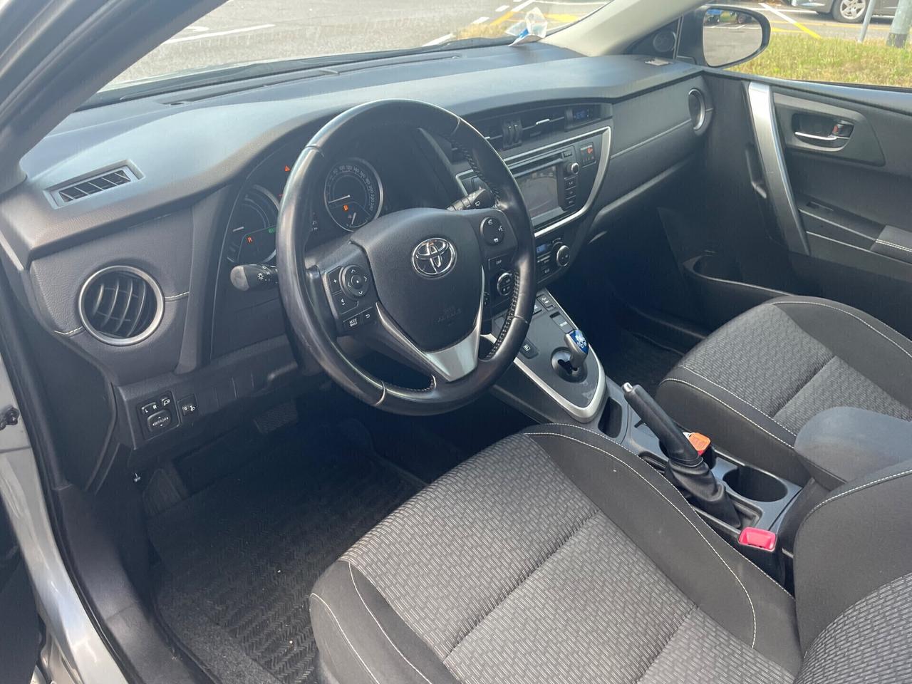 Toyota Auris 1.8 Hybrid*Neopatentati*Solo 105000km*