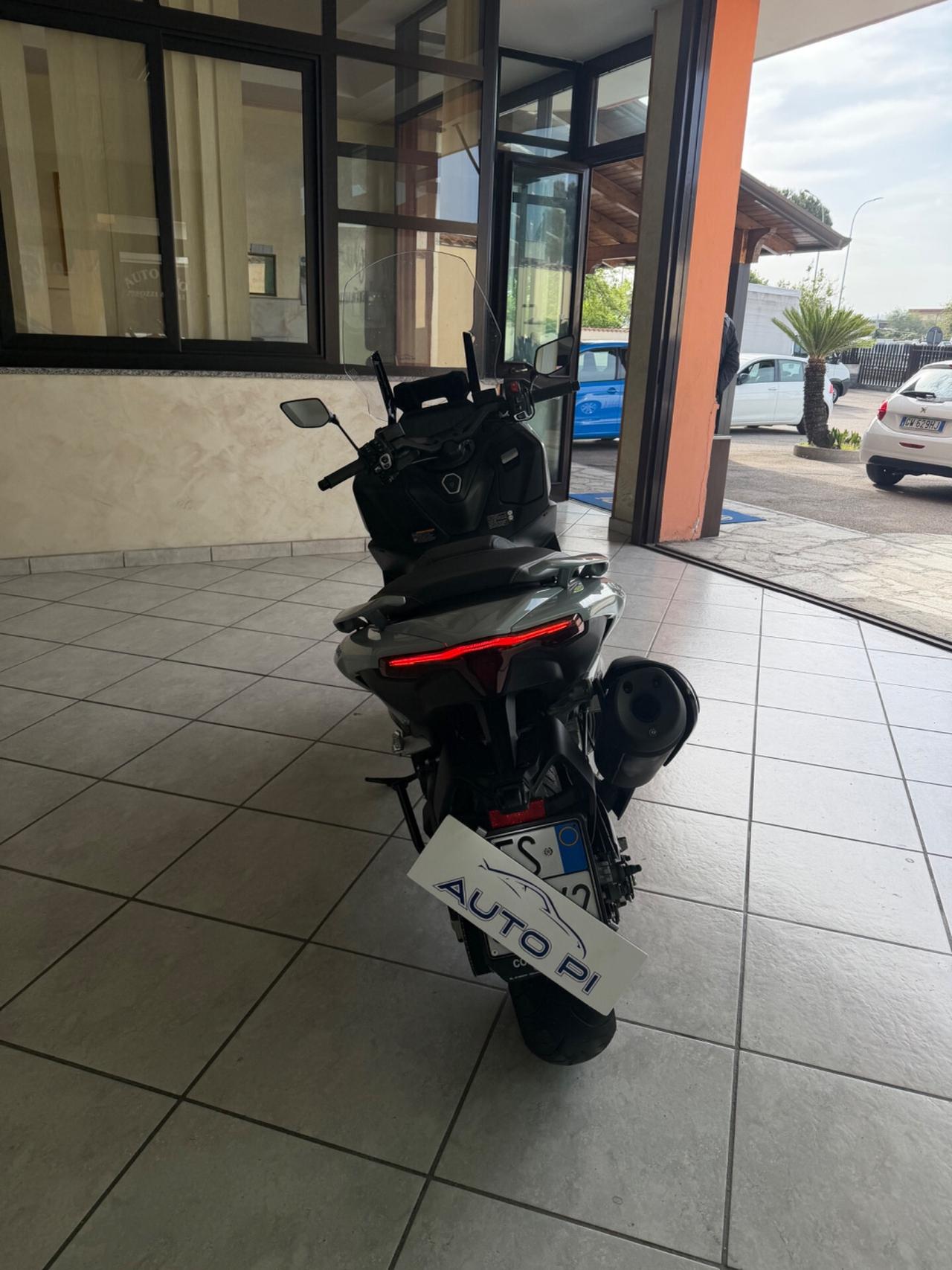 Yamaha T Max 560 Tech