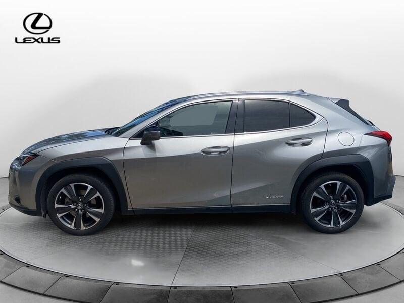 Lexus UX Hybrid Executive