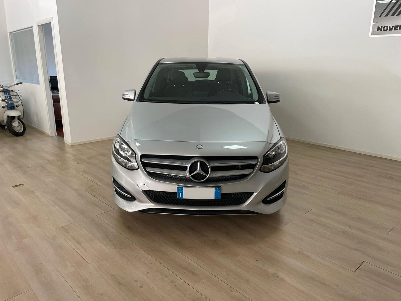 Mercedes-benz B 180 B 180 d Sport
