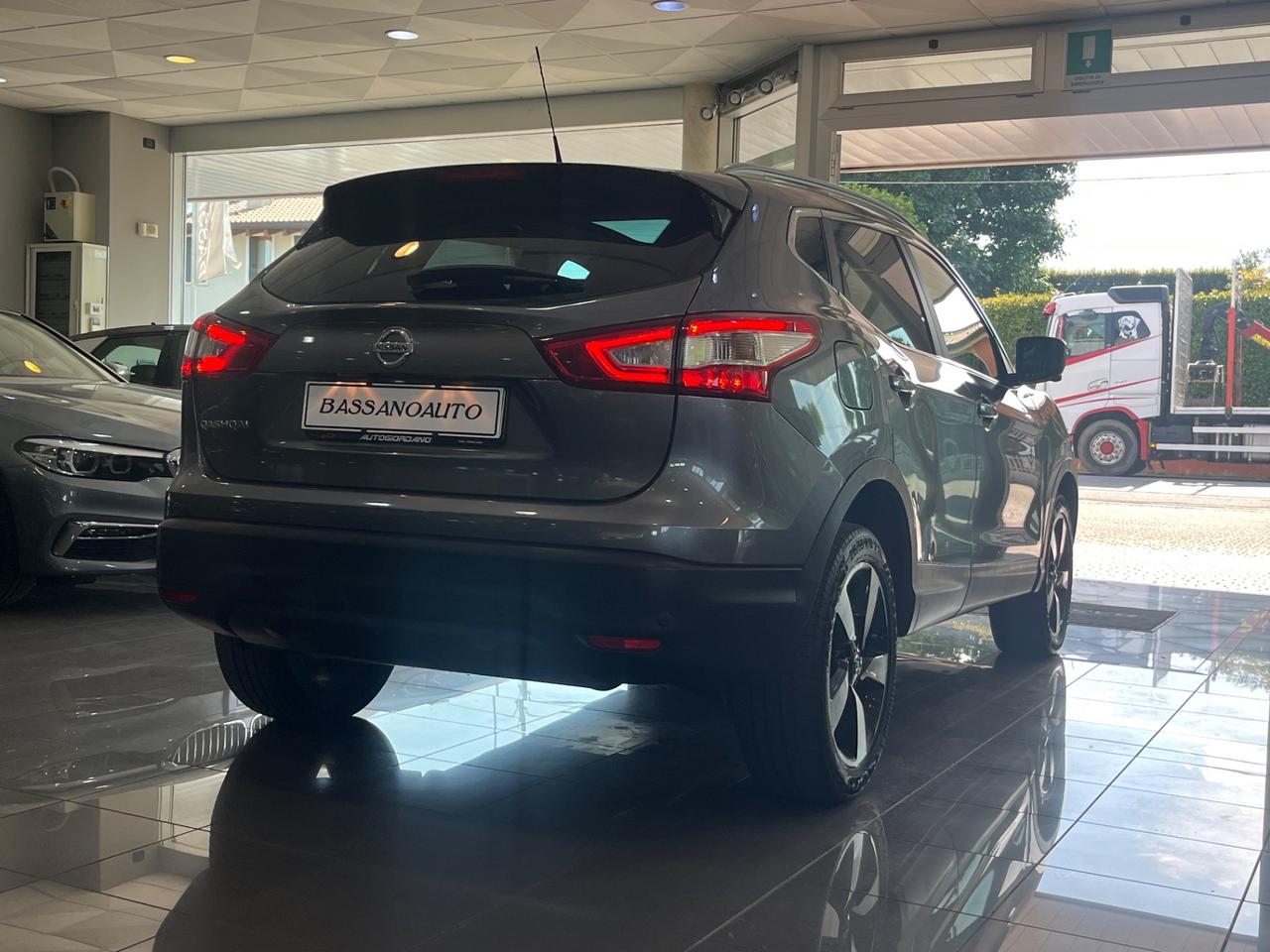 Nissan Qashqai 1.6 4X4 ! TETTO+CAMERA 360* EURO 6 !!