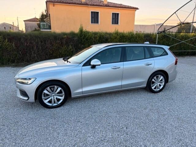 Volvo V60 2.0 b4 197cv Momentum Business auto
