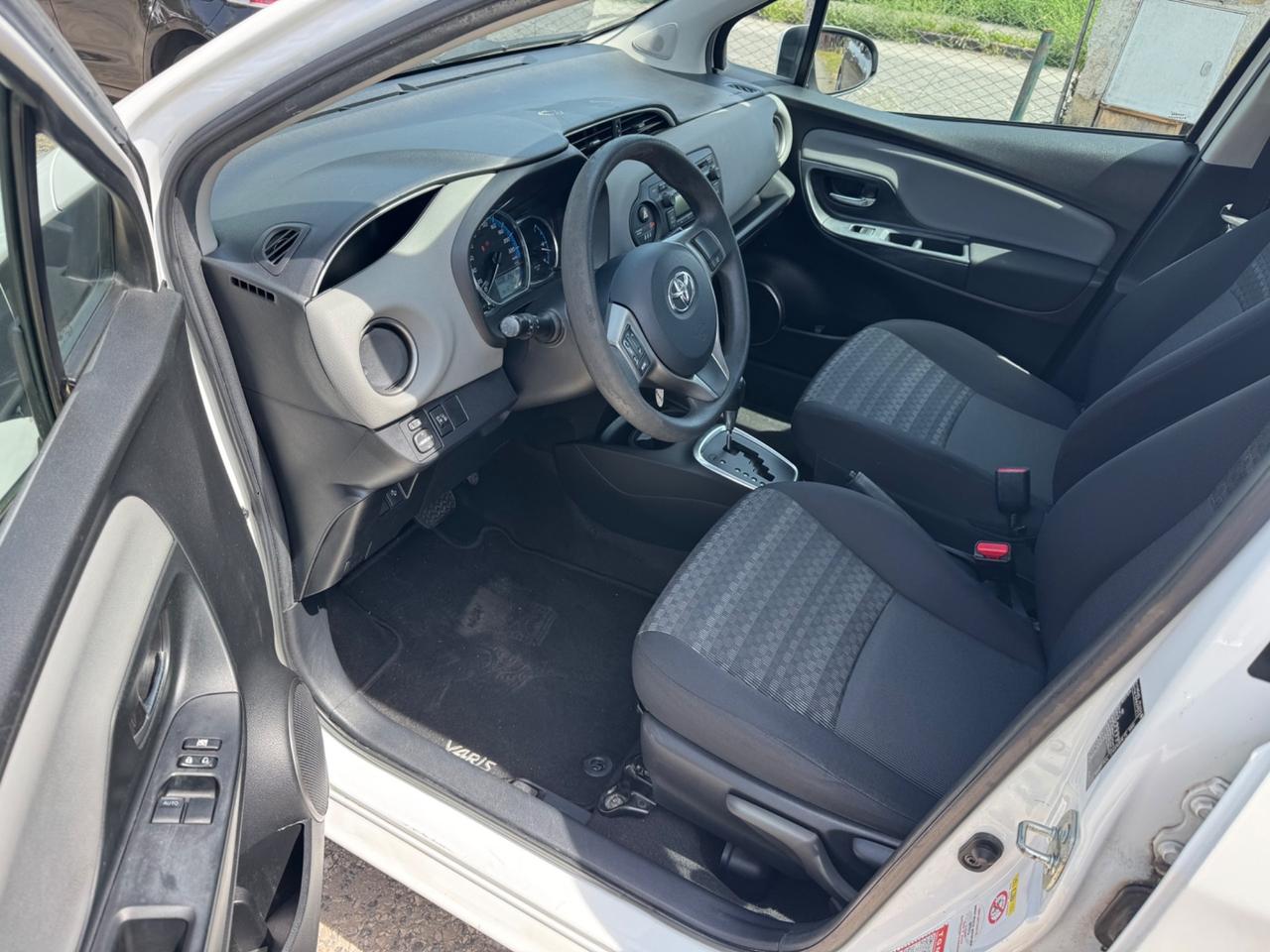 Toyota Yaris 1.5 Hybrid 5 porte Active NEOPATENTATI