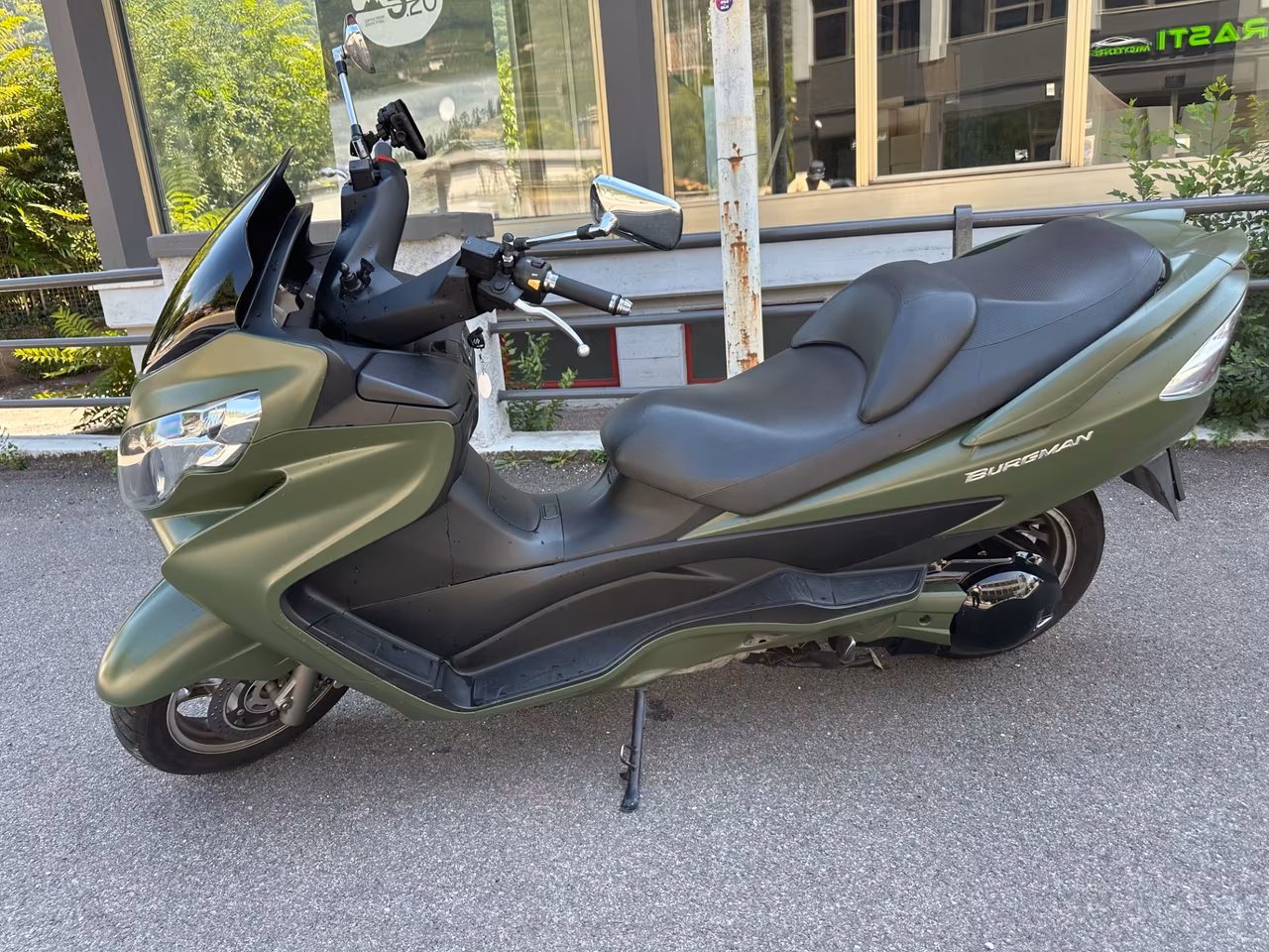 Suzuki Burgman 400