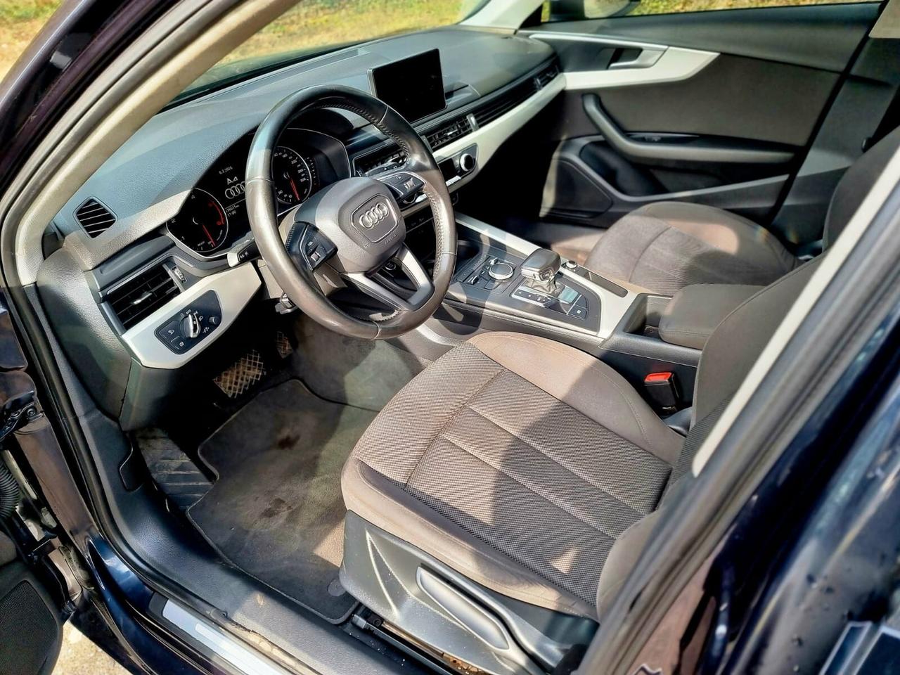 Audi A4 Avant 2.0 TDI 150 CV clean diesel quattro