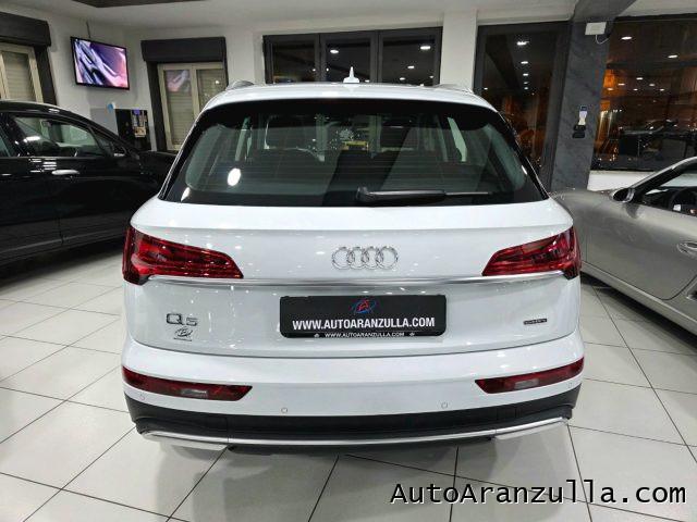 AUDI Q5 40 2.0 TDI 204CV Quattro S tronic Business Navi