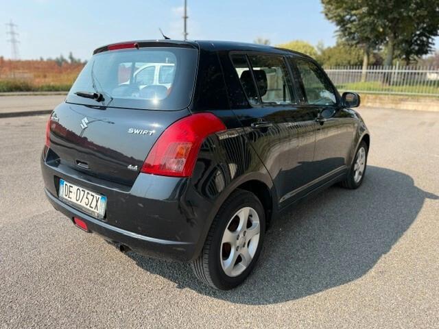 Suzuki Swift 1.3 4x4 5p. GL